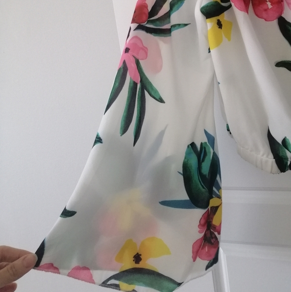 Floral crop top - Picture 2 of 6